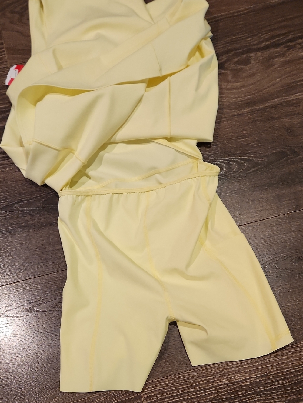 ❤️ NWT! SPANX SPANXSHAPE GET MOVING ZIP FRONT DRESS WITH SHORTS UNDERLAY, XS - Picture 8 of 12